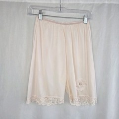 Pettipants Vtg Pink Nylon Flower Applique Lace Trim No Tags Size XS Split Slip