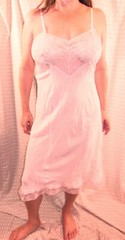 GORGEOUS 1940s MILLAY VTG PINK MEGA-LACY SLIPPERY ACETATE/NYLON FULL SLIP 38 EVC