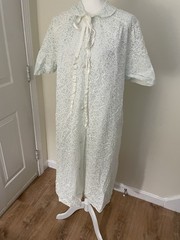 Vintage 1960’s Short Nylon And Lace Robe Fits A Modern 14/16