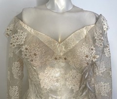 VTG 50s 60s Floral Lace Wedding Dress 34″ Bust 4 6 Full Skirt Off the Shoulder
