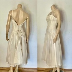 Lovely 1950s Princess, Ballerina Styled Wedding Dress, Creamy Off White, XXS