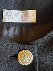 VINTAGE BONWIT TELLER, WOMEN’S 4 LBD WOOL BLACK SHEATH DRESS, RHINESTONE BUTTONS