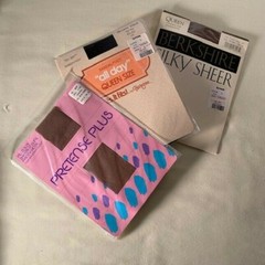 Vintage Lot of 3 Pantyhose Plus Size 3X and 3x-4X