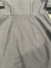 40s-50s GREY STRIPED SEERSUCKER FITTED DAY DRESS W LUCITE GOLD FLECK BUTTON M- L