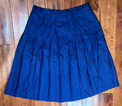 Vintage Navy Blue Pleated Midi Skirt – 30″Waist – Made in USA Schoolgirl Staple