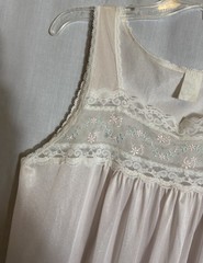 Vintage Deena Sleeveless Long Nightgown Light Pink Silky Nylon & Lace Medium