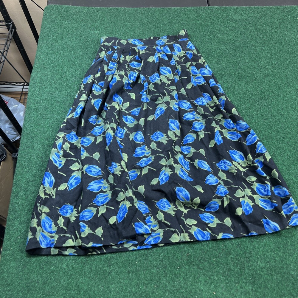 Vintage P.B Petite Skirt Size Small Measures 24 Inch 28 In Long Fast Ship 90s