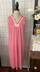 VTG 60/70’s Pink Gown Contrast Wht Appliqué & Satin Trims @ Bodice, 44.5” Bust