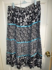 Vinatge Notations Black Floral Turquoise Satin Trim Tier Cotton Skirt Y2K – L