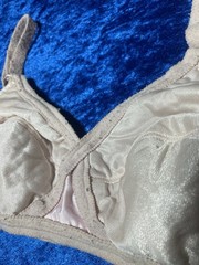 Vintage Bra 34c FAIR CONDITION See Pics Wireless Bralette Pink Nylon