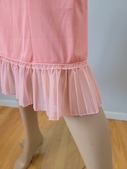 Vintage Rogers Tricot Nylon Coarl Half Slip Pleat/Lace Detail Size 5