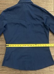 1970s Wrangler Women’s Navy Blue Western Vintage Pearl-Snap Shirt Size 38