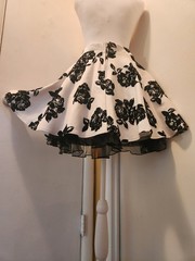 City Triangles 1950’s Circle Skirt Size 13 Black & White Poodle Style NWOT