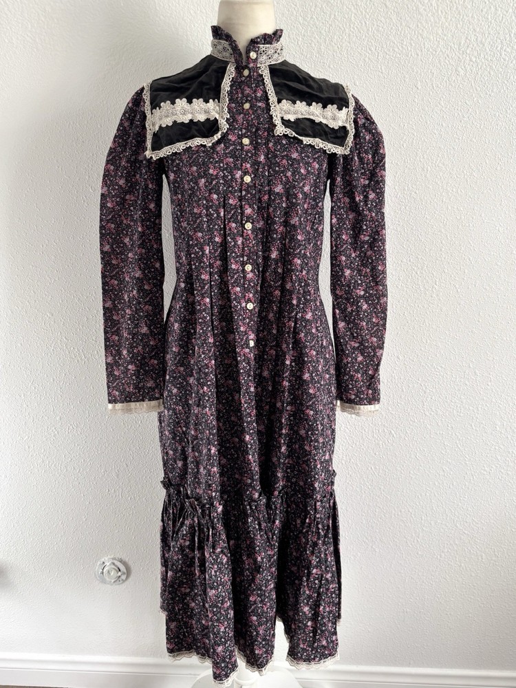 Vintage 1970’s Gunne Sax Blue Bow Print Floral Button Down Dress 5 S Victorian