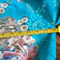 Vintage Made in Japan 100% Silk Kimono Robe Turquoise Floral Gold Accent onesize