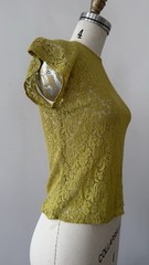 50s Chartreuse Sheer Floral Lace Flutter Cap Sleeve Top Keyhole Bateau Neck XS/S