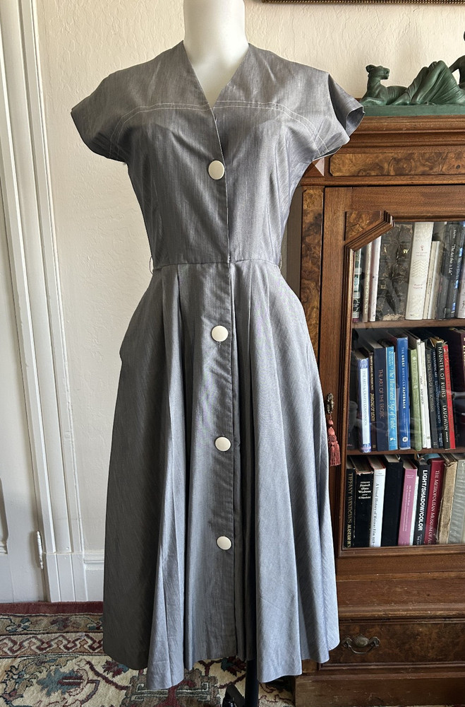 Vintage 1940s 1950s Grey Blue Casual Day Workwear Dress VTG 26 Full Skirt Button