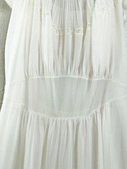 Vtg 1950s? White S/Med Pleated Ruffle Chiffon Lace 52″L Nightgown Chemise EUC