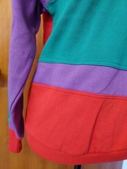 CARRIAGE COURT Women’s Small Colorblock Sweatshirt Shirt Red Purple Green NWT