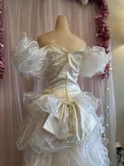 Vintage 80s 90s Beaded Wedding Dress White Off Shoulder Bow Back Veil XS