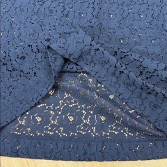 Old Navy – Navy Blue Lace Midi Skirt. Inside Lined 14.5″ in Length. NWT. Size M