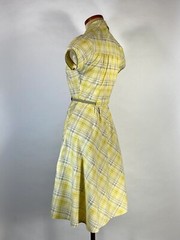 Vintage 1960’s COTTON yellow & grey check plaid shirtdress with belt Petite-size