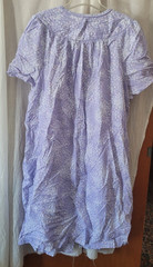 VTG Women’s Simply Basic Robe/House Coat Plus Size 3X Snaps Short Sleeve Purple