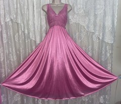 VTG LXL Shadowline DEEP PINK SILKY SOFT Nylon Peignoir Robe Nightgown olga esque