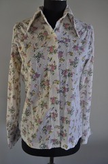 Vintage 1970s Floral Blouse Union Made ILGWU Tag White Long Sleeve Small