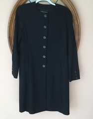 Adrienne Vittadini Vintage 90’s Fine Wool Button Front Stylish Black Coat. 10