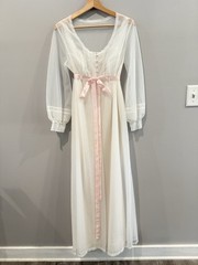 VTG Vanity Fair Peignoir Robe Nightgown Set Ivory Lace Pink Ribbon Bridal 34