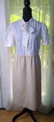 Vintage 70s Secretary Dress Women’s S/M White Beige, Neck Tie, Short Sleeve