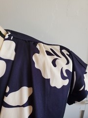 Tabby of California Vintage Retro Navy Blue Hawaiian Floral Pleated Dress 10