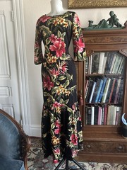 Vintage 1950s Vamp Black Hawaiian Mermaid Fishtail Maxi Dress Floral Barkcloth W