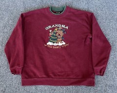 Grandmacore VTG Sweatshirt Maroon 2002 Puff Print Embroidered Christmas Cabin