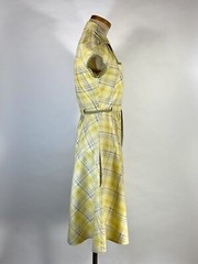 Vintage 1960’s COTTON yellow & grey check plaid shirtdress with belt Petite-size