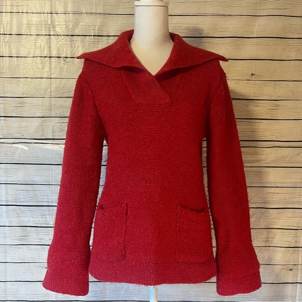 Mistral Vintage Women’s Chunky Knit Large Sweater in Red