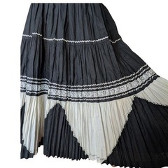 Vintage? Black/Ivory/Silver Southwestern Pleated Patio Skirt Rockabilly Size Med