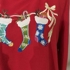 Vintage Ugly Christmas Shirt / White Stage / X-Large / Bows Stockings Embroidery
