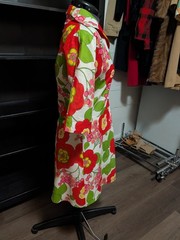 Retro Dress half Sleeves, Groovy Pattern, See Photos For Details