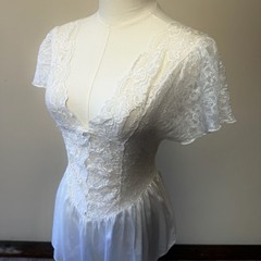 Vintage Cinema Etoile Ivory Lace Baby Doll Nightgown Shirt
