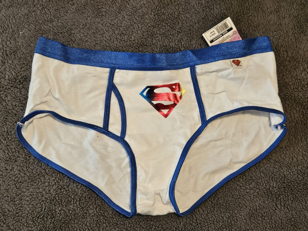 SuperGirl Intimates Women’s Boy Briefs Panties Sz: LARGE Color: WHITE/BLUE TRIM