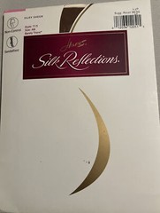 Hanes Silk Reflections Vintage Pantyhose Sheer Collection 1996 Sandalfoot 715 AB