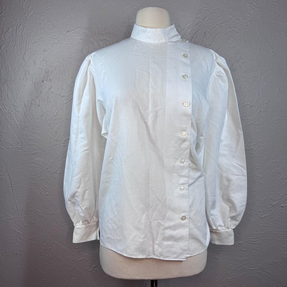 Vintage 80’s Women’s Medium White Asymmetrical Long sleeve Blouse New Wave Funky