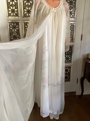 Vtg. Intime Peignoir Nightgown & Robe Set 4 layers Chiffon Fairycore Romantic M