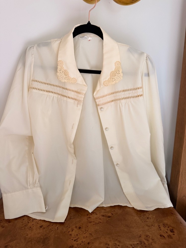 ivory vintage French blouse with lace detailing