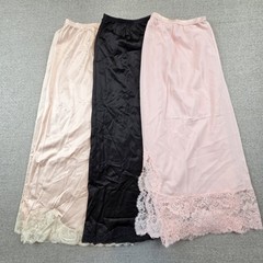 Set Of 3 Vintage 70s Vanity Fair 24″ Half Slips 2 Pink & 1 Black Women’s Large