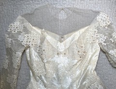 VTG 50s 60s Floral Lace Wedding Dress 34″ Bust 4 6 Full Skirt Off the Shoulder