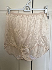 New Vintage Lorraine Nylon Mushroom Gusset Granny Panties Size 7