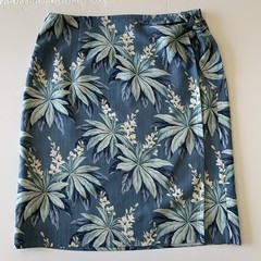 Tommy Bahama Mystic Hawaiian Silk Sarong Wrap Skirt Size S Blue Palms Tropical